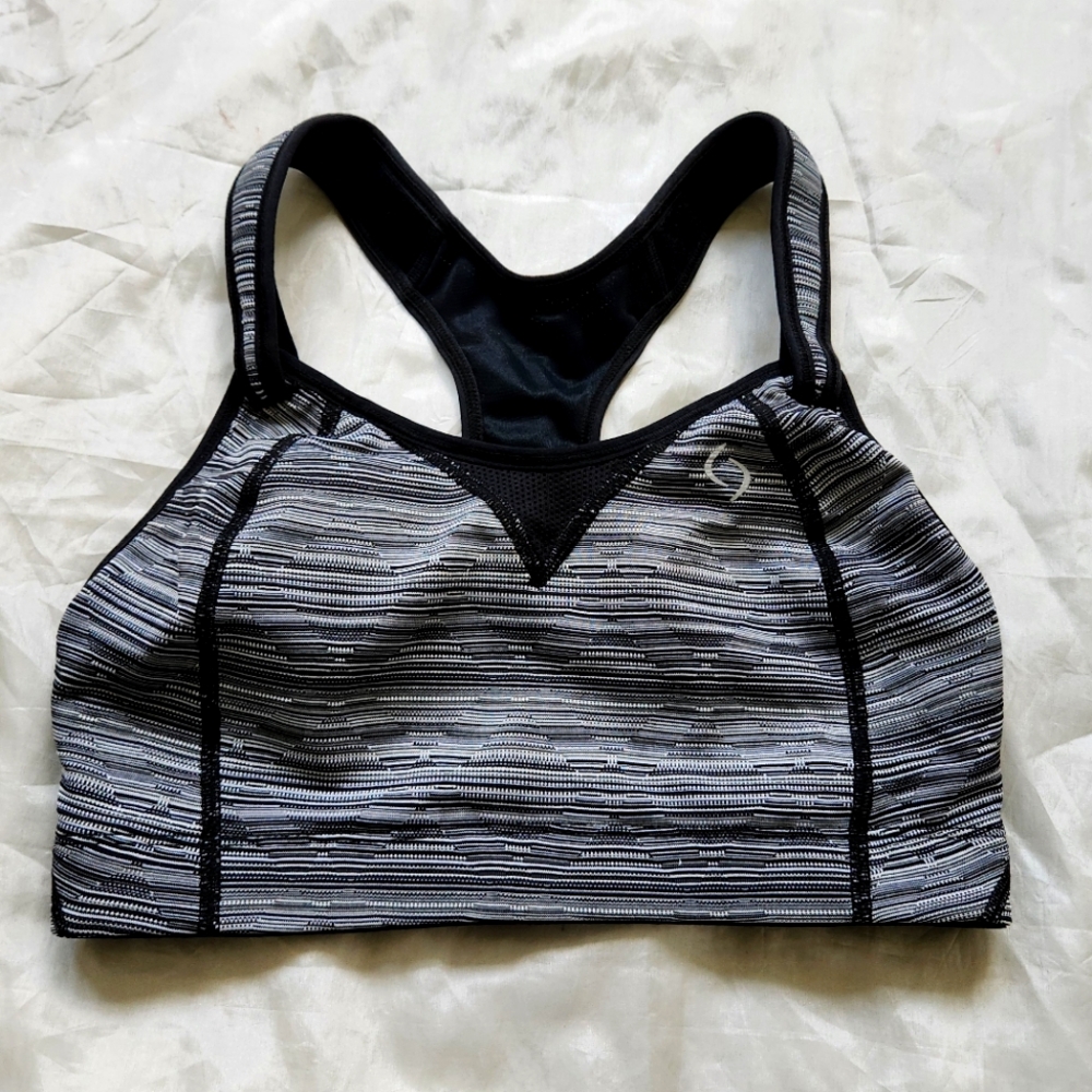 Moving Comfort Rebound High Support Sports Bra Size 34D